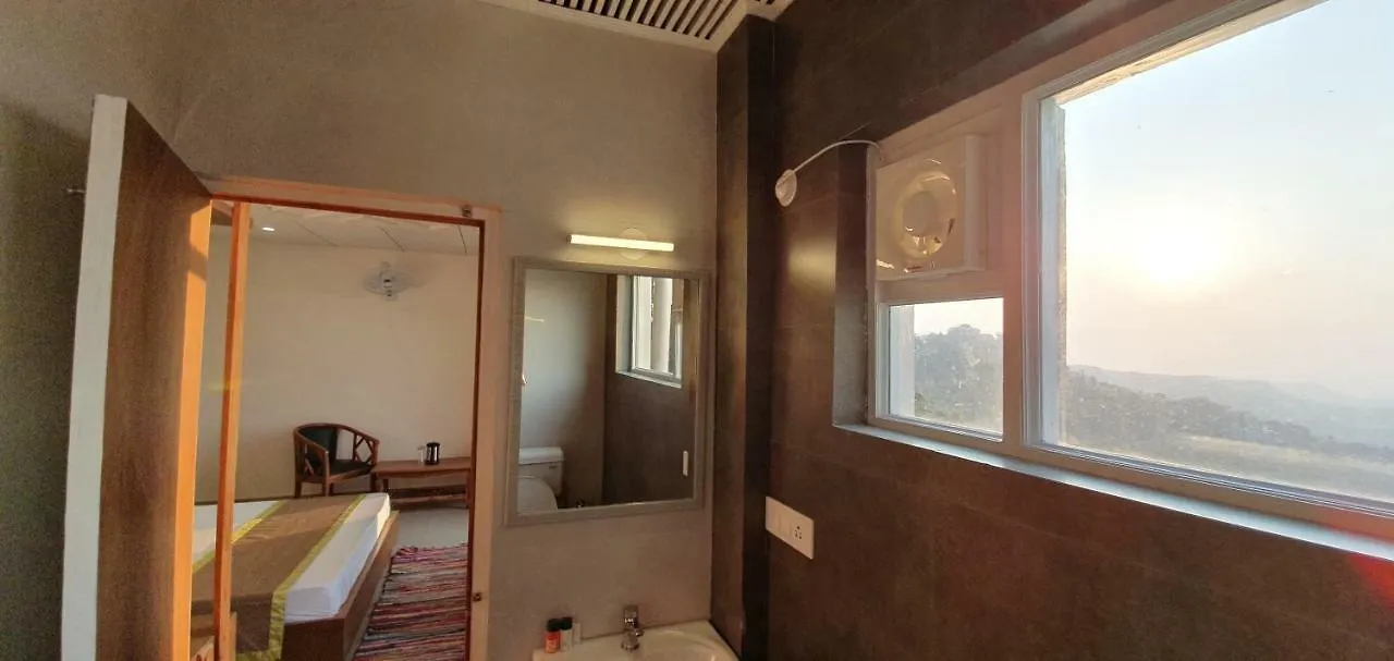 שימלה Hotel Diplomat
