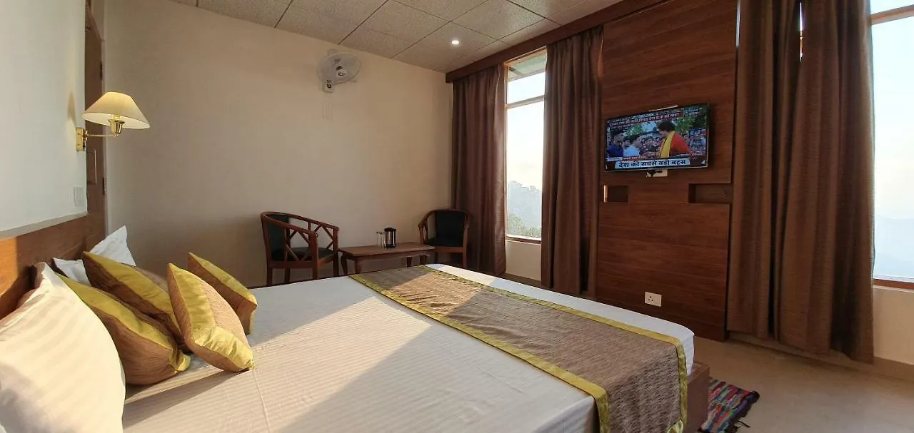 שימלה Hotel Diplomat הודו